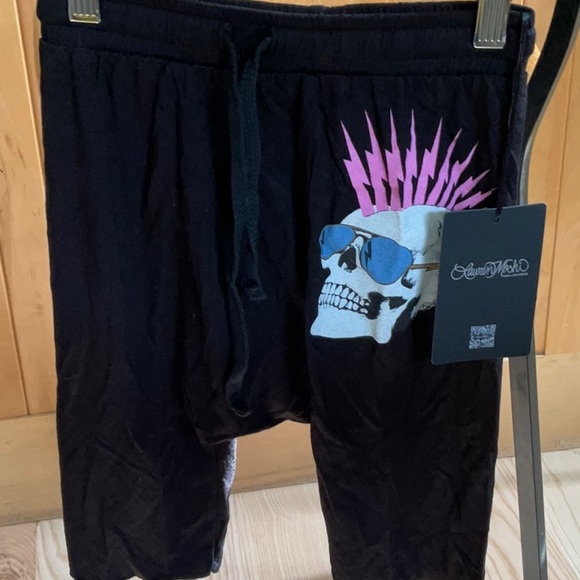 NWT! Lauren Moshi Kids Black Skull Drop Crotch Shorts. Rayon/Spandex Blend. 8 - Picture 5 of 11